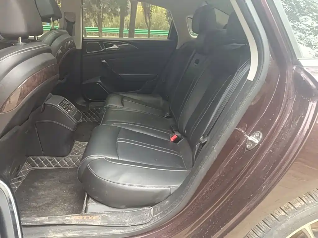Zotye Zotye Z700 — миниатюра 17