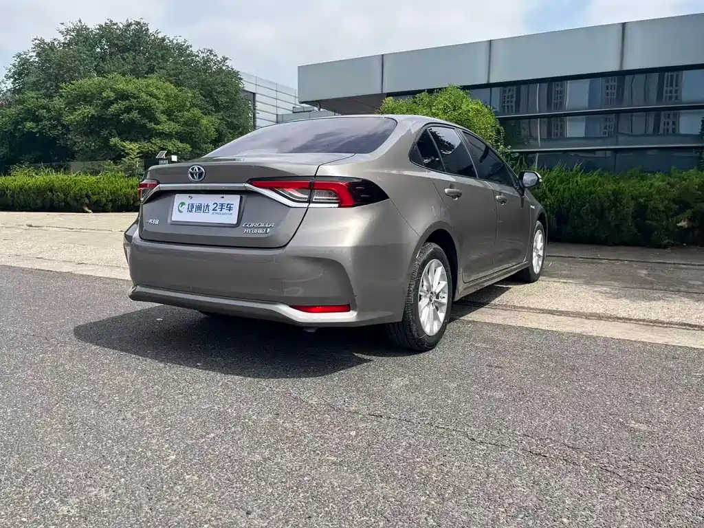 Toyota Corolla 2021 1.8L E-CVT Elite