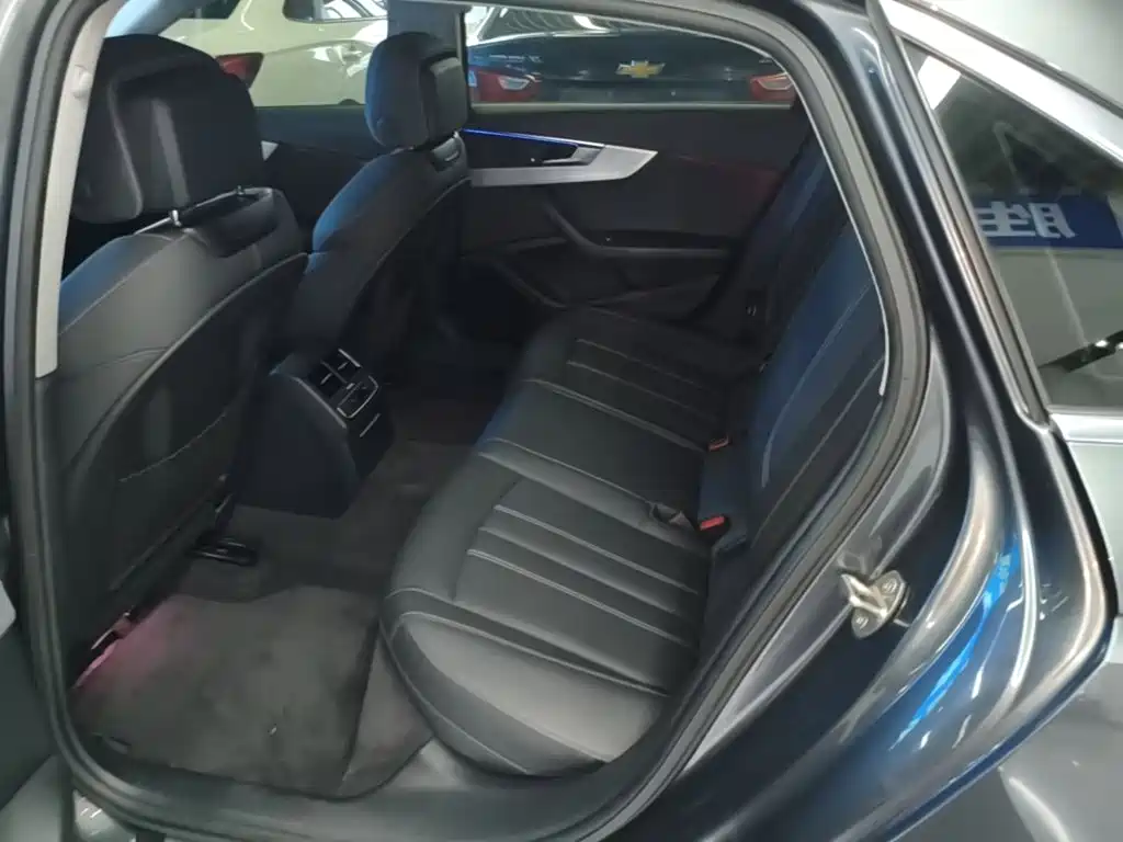 Audi A4L — миниатюра 17