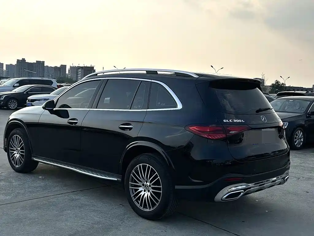 Mercedes-Benz GLC — миниатюра 8