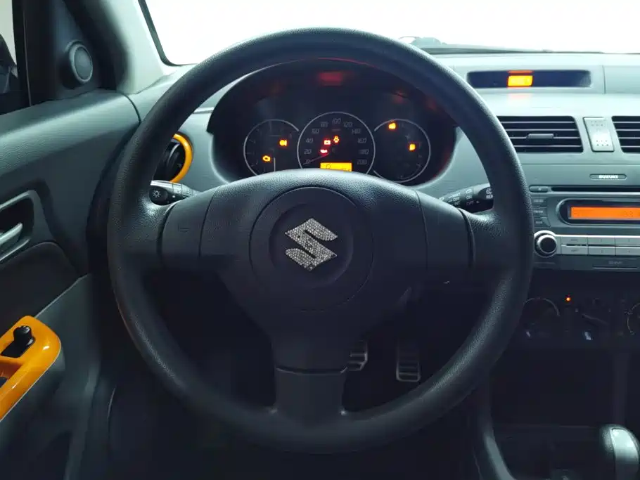 Suzuki Swift — миниатюра 15