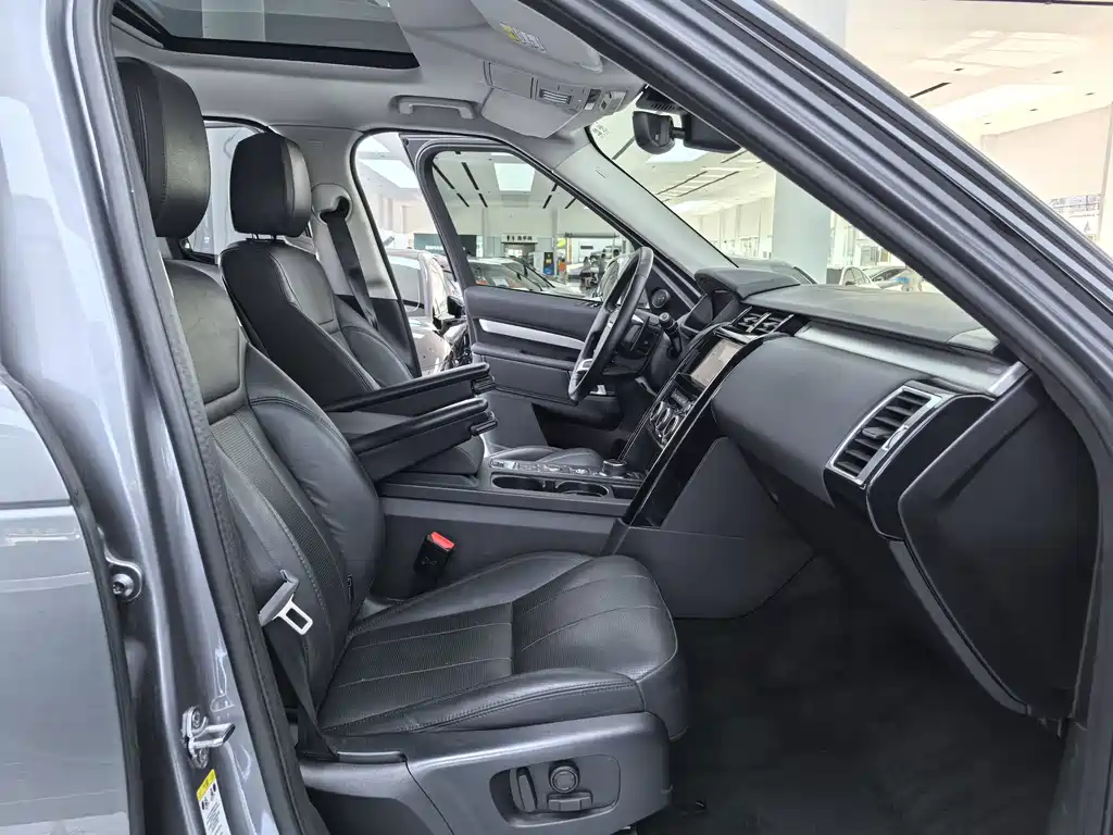 Land Rover Discovery — миниатюра 12