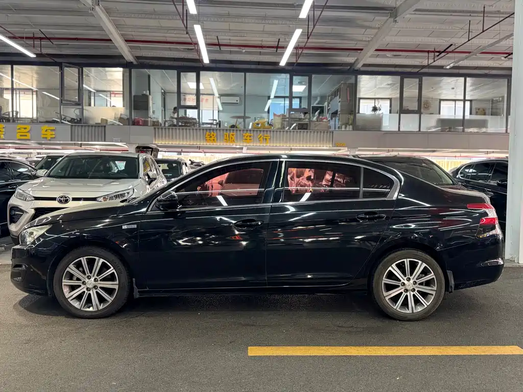 Peugeot 408 — миниатюра 4