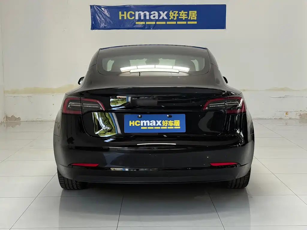 Tesla Model 3 — миниатюра 5