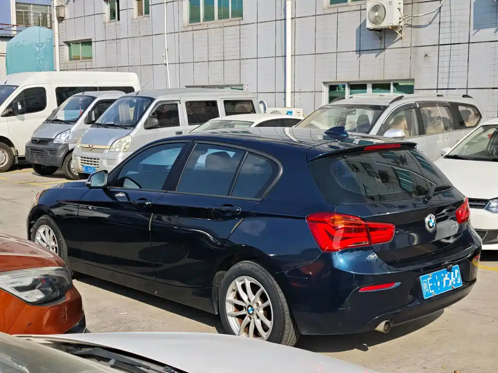 BMW 1 Series (Import) — миниатюра 5