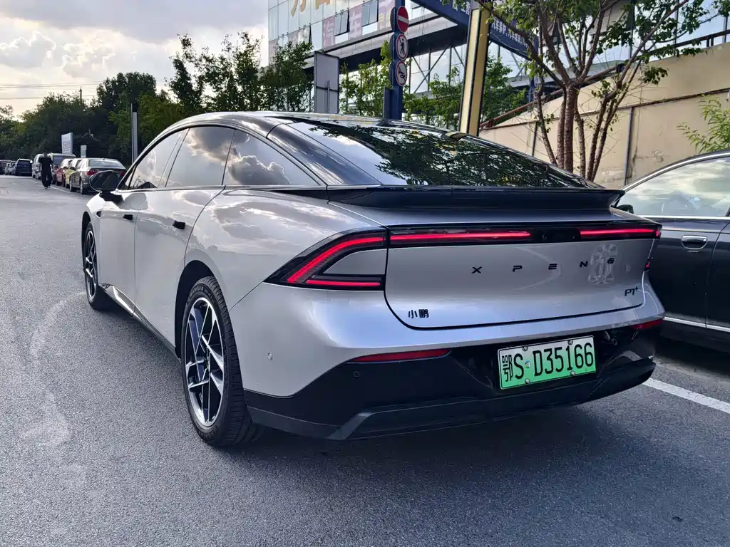 XPeng P7+ — миниатюра 5