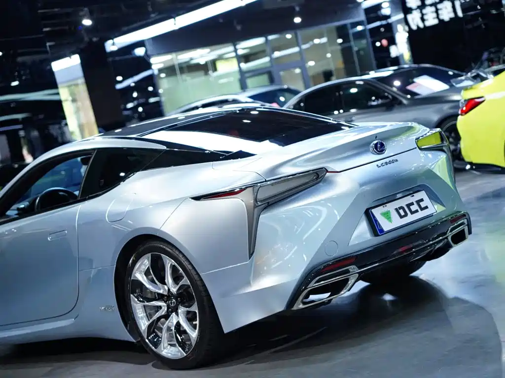 Lexus LC — миниатюра 26