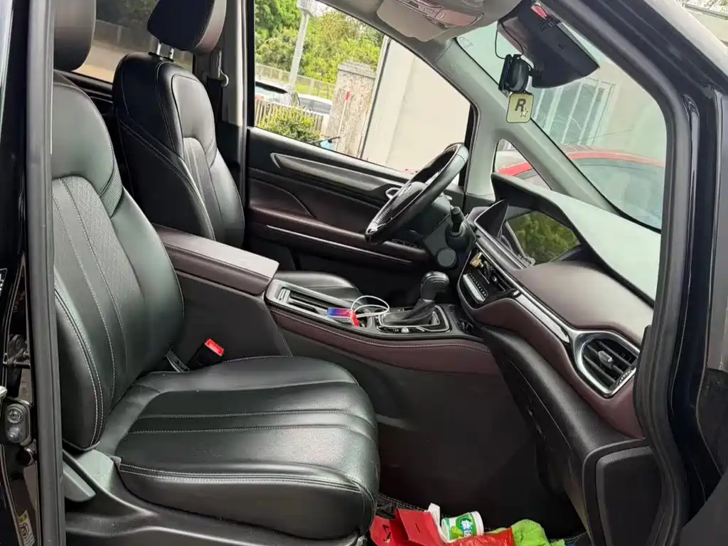 GAC Motor Trumpchi M6 — миниатюра 7