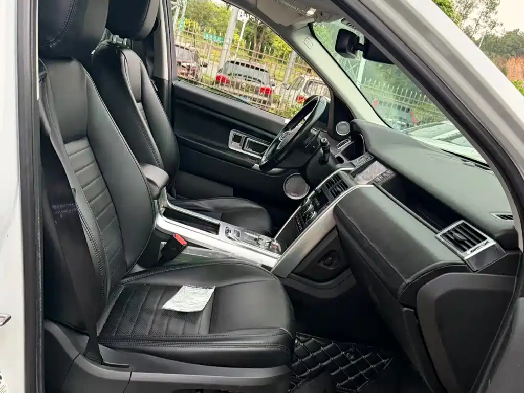 Land Rover Discovery Sport — миниатюра 7