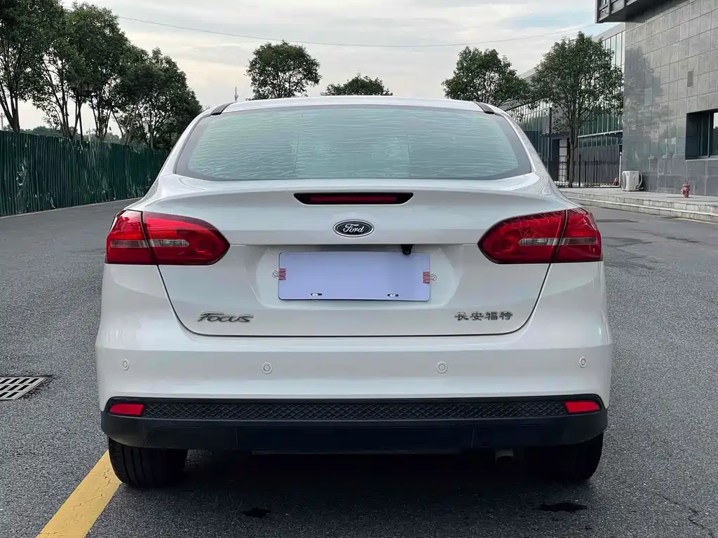 Ford Focus — миниатюра 14