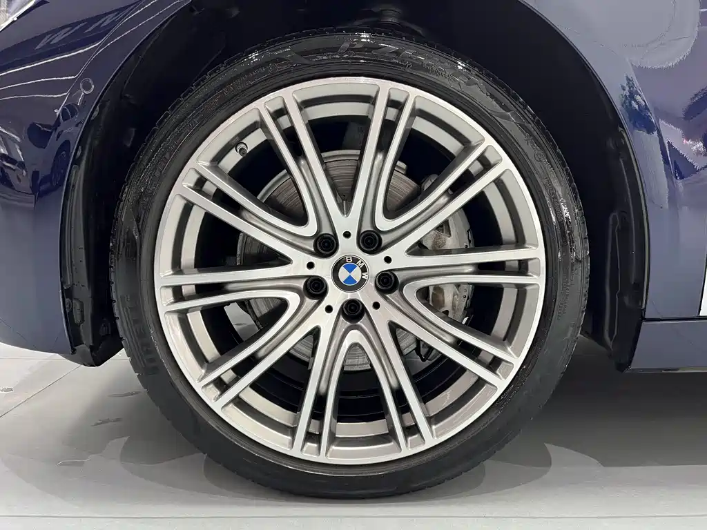 BMW 7 Series 740Li xDrive Executive Type Luxury Package, фото 17