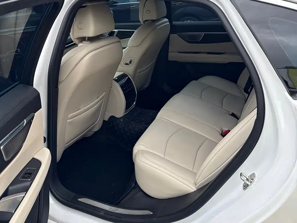 Cadillac CT6 2023 28T Luxury