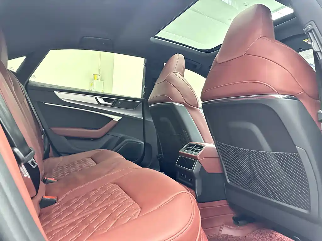 Audi A7L — миниатюра 16