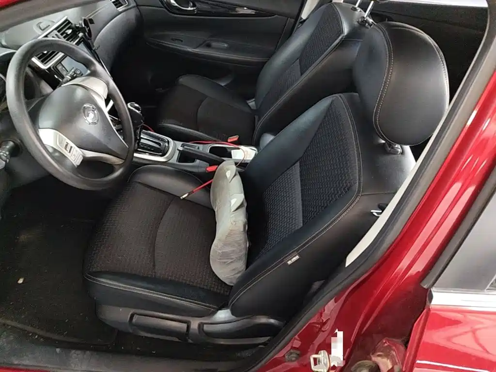 Nissan Tiida — миниатюра 15