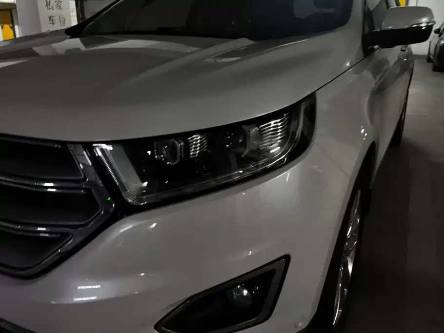 Ford Edge — миниатюра 5