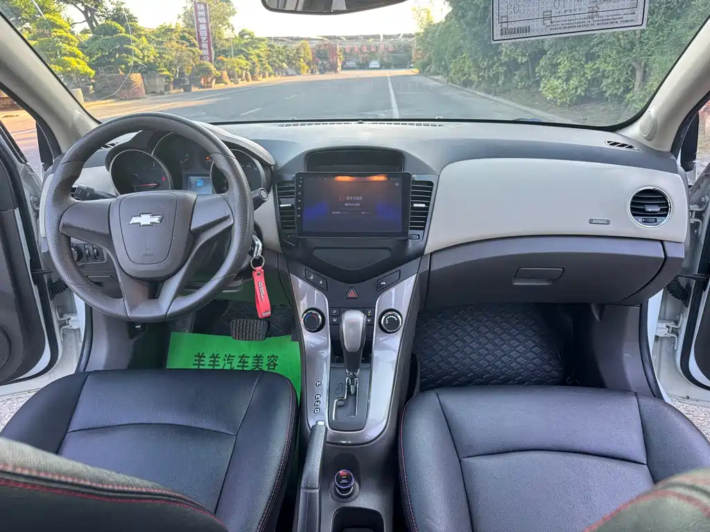 Chevrolet Cruze — миниатюра 9