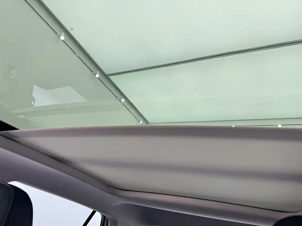 Volkswagen Tacqua 200TSI DSG Joy Connected Edition, фото 13
