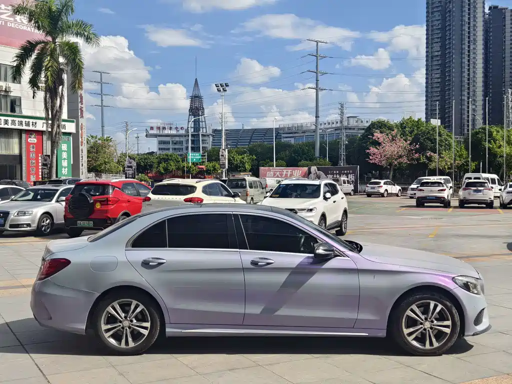 Mercedes-Benz C-Class — миниатюра 8