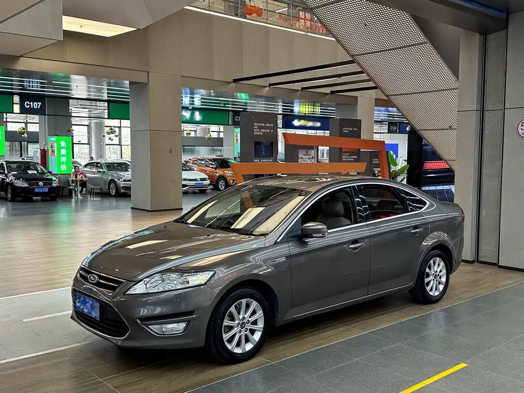 Ford Mondeo 2013