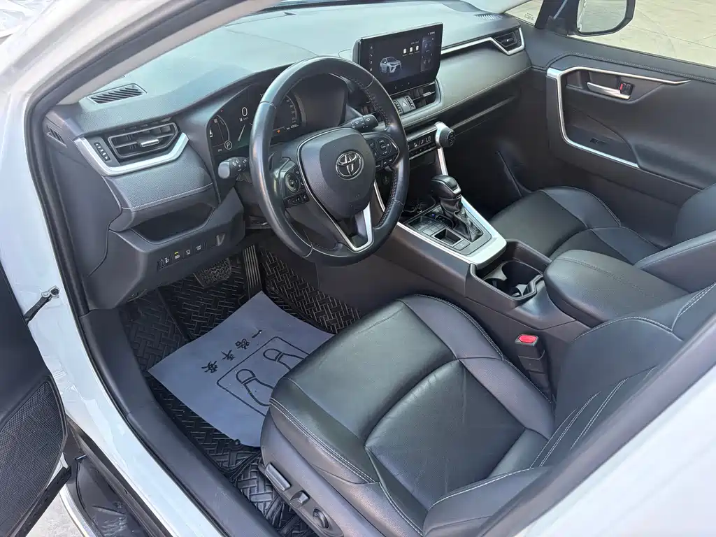 Toyota Wildlander — миниатюра 9