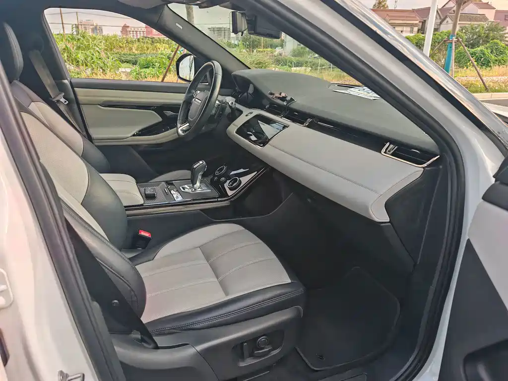 Land Rover Evoque — миниатюра 8