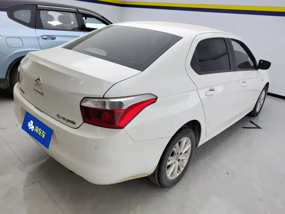 Citroen Elysee — миниатюра 3