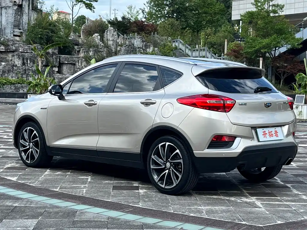 Geely Emgrand GS — миниатюра 6