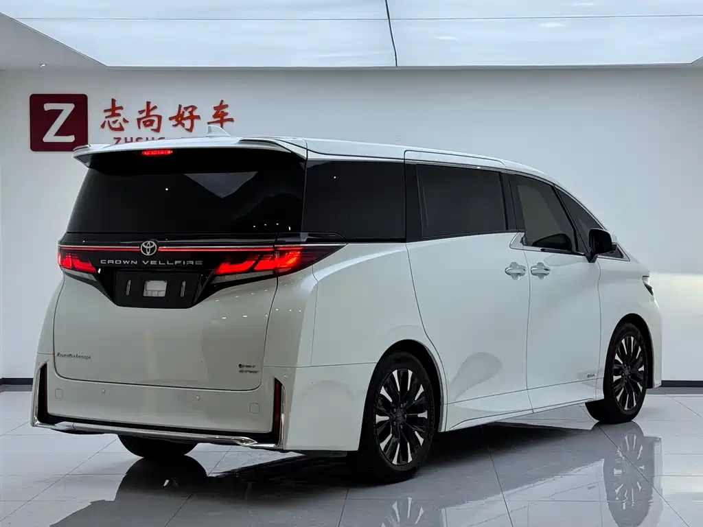 Toyota Vellfire — миниатюра 14