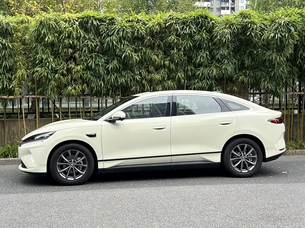 BYD Qin L — миниатюра 5