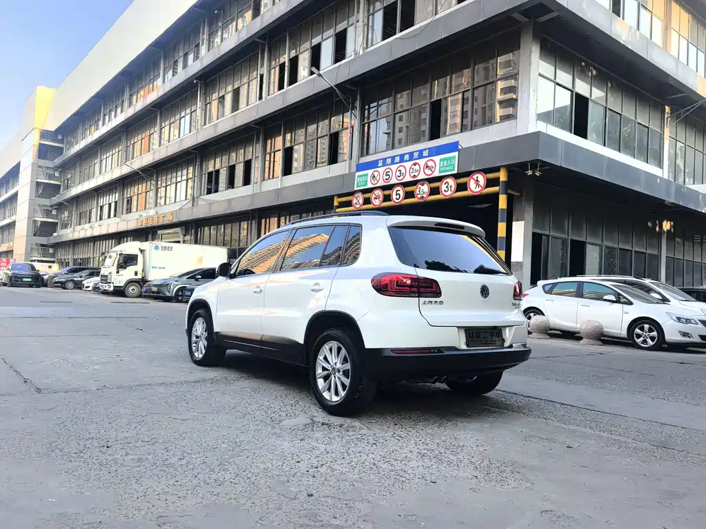 Volkswagen Tiguan — миниатюра 6