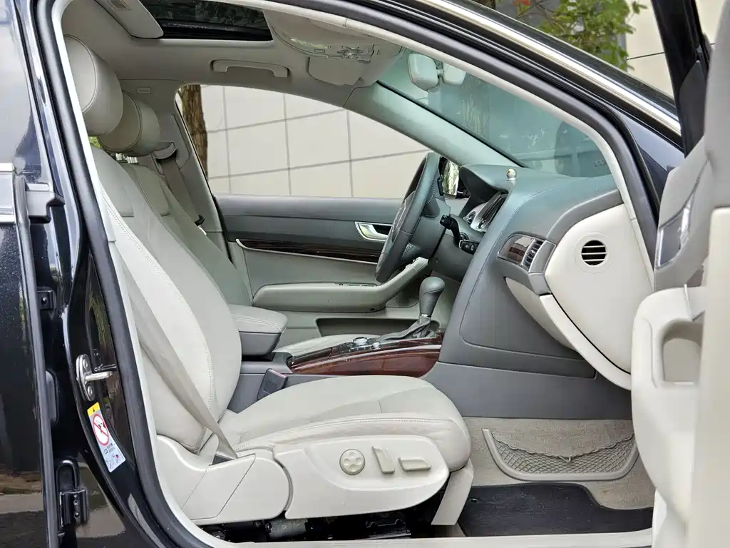 Audi A6L — миниатюра 7
