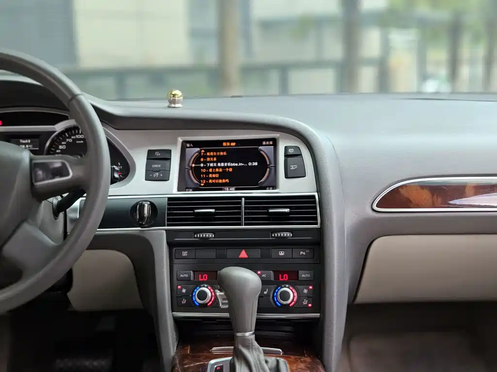 Audi A6L — миниатюра 10