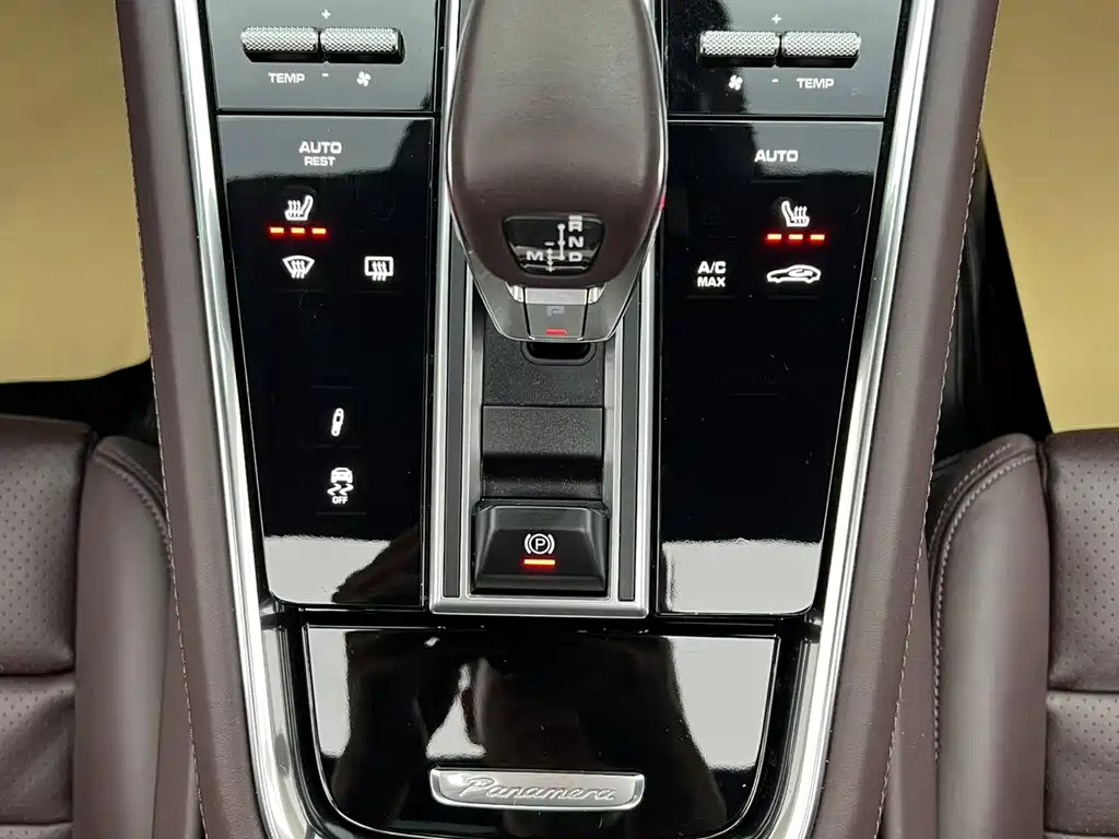 Porsche Panamera — миниатюра 21