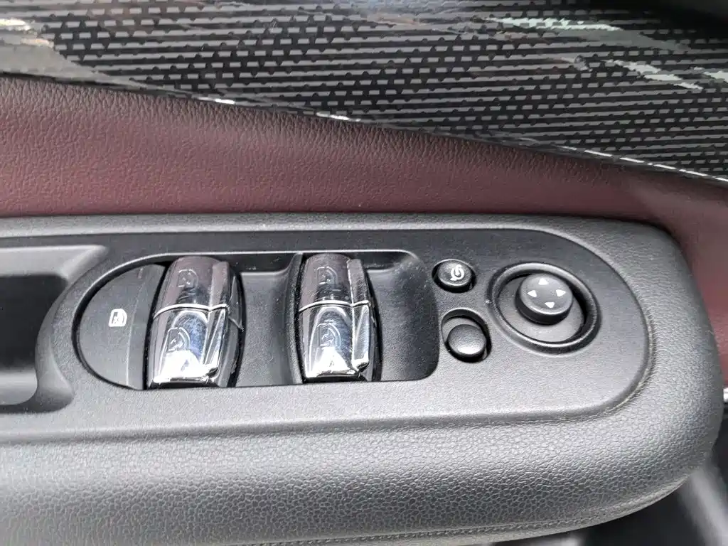 MINI Mini Clubman — миниатюра 9