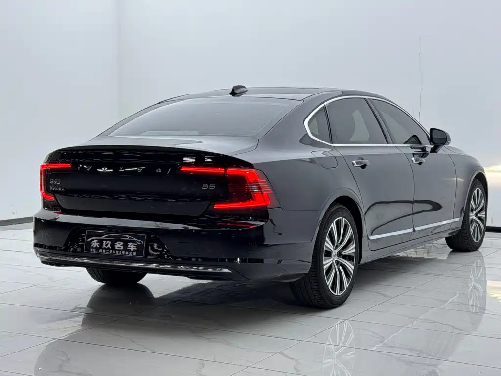 Volvo S90 2021 B5 Luxury