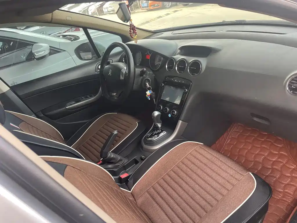 Peugeot 408 — миниатюра 13