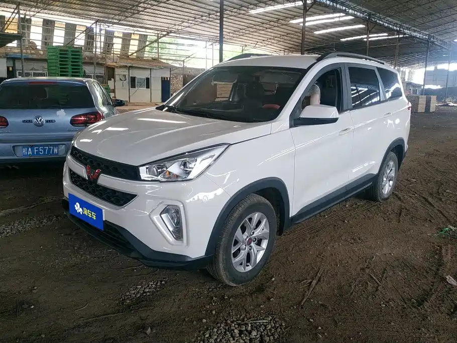 Wuling Hongguang S3