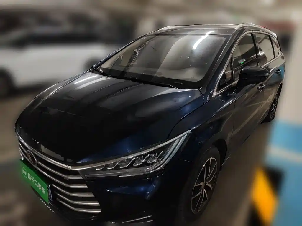 BYD MAX — миниатюра 2