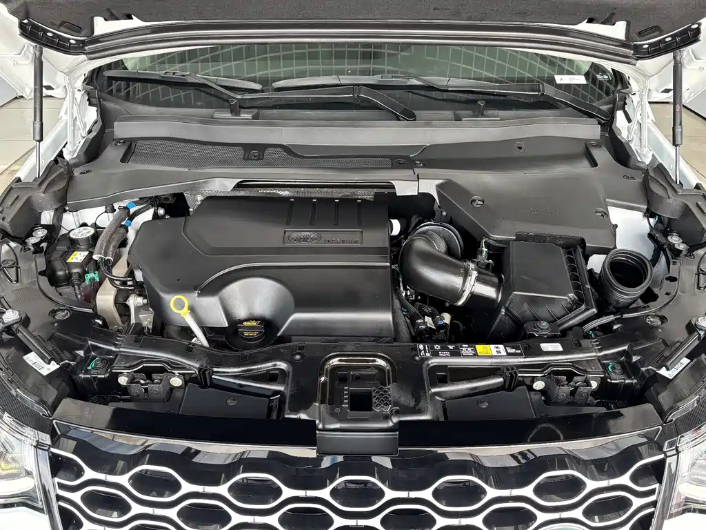 Land Rover Discovery Sport — миниатюра 32