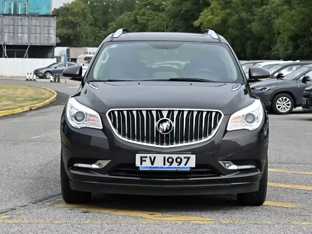 Buick Enclave — миниатюра 3