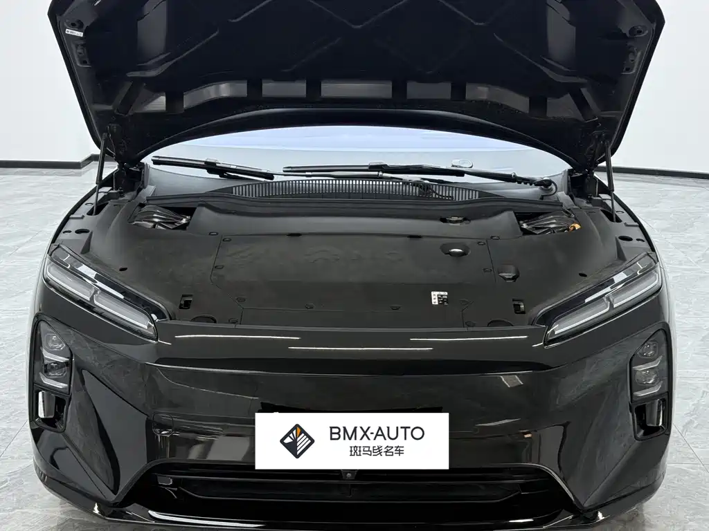 NIO ET5T — миниатюра 2