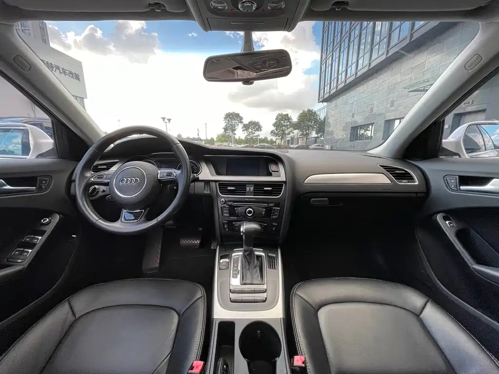Audi A4L — миниатюра 8