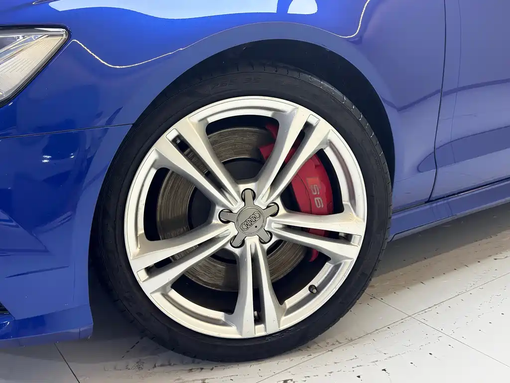Audi S6 — миниатюра 5