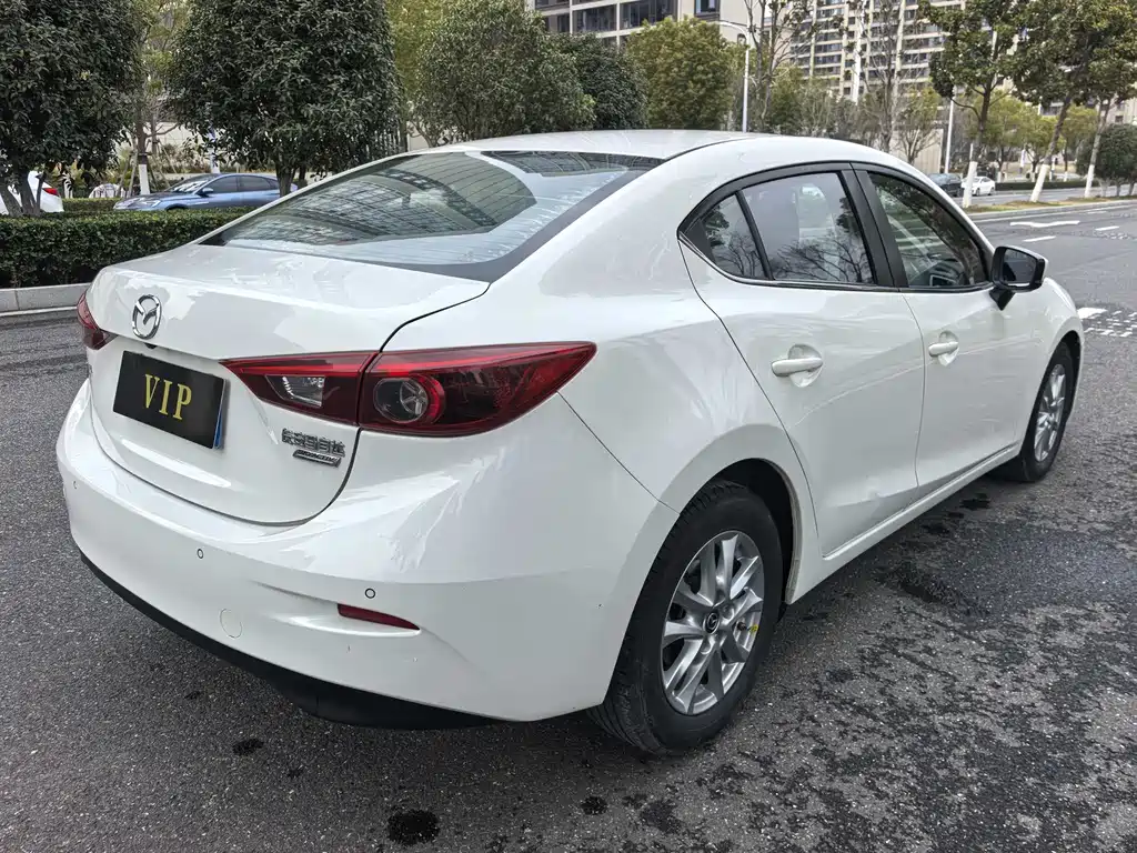MAZDA 3 ANGKESAILA