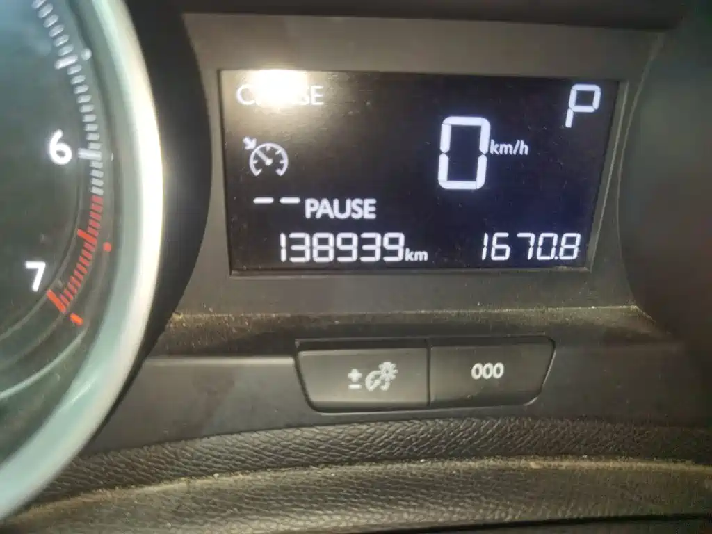 Peugeot 408 — миниатюра 13