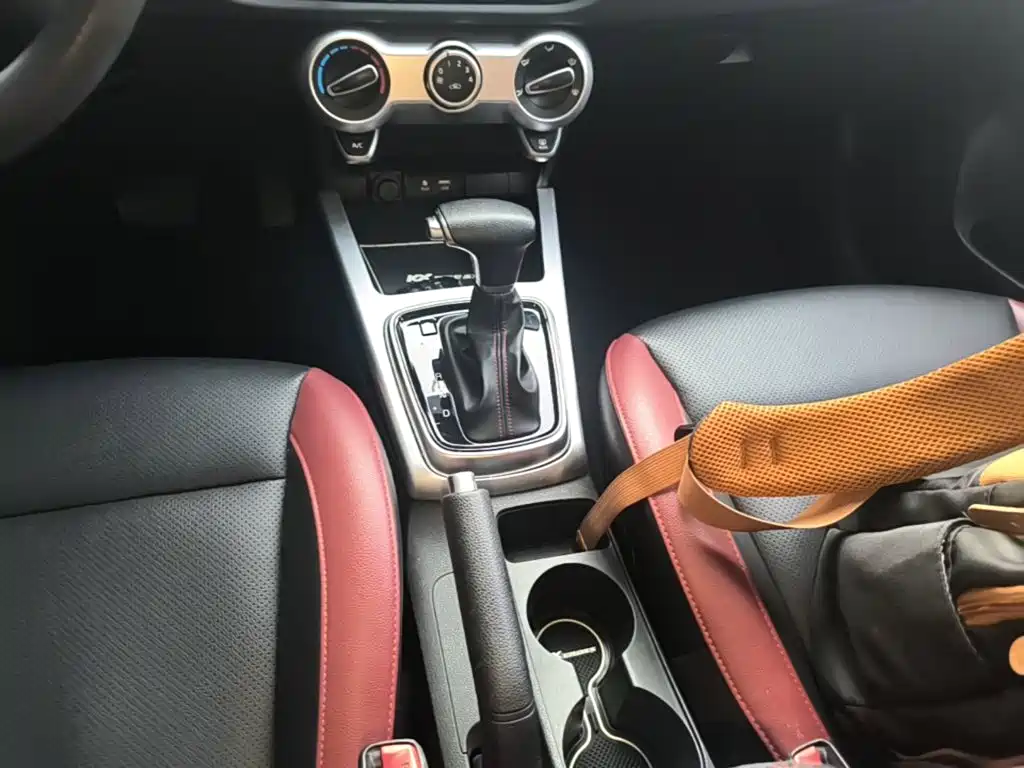 Kia KX Cross — миниатюра 14