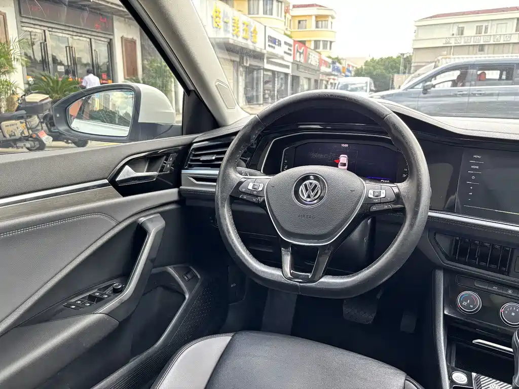 Volkswagen Sagitar — миниатюра 17