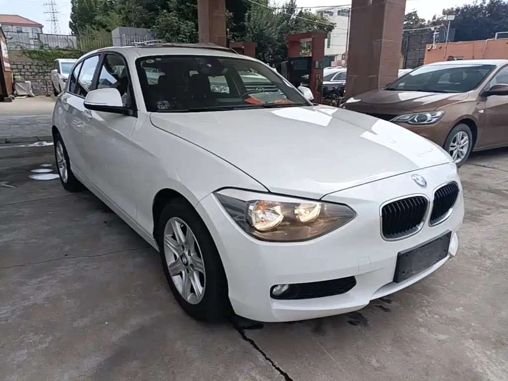 BMW 1 Series (Import) — миниатюра 4