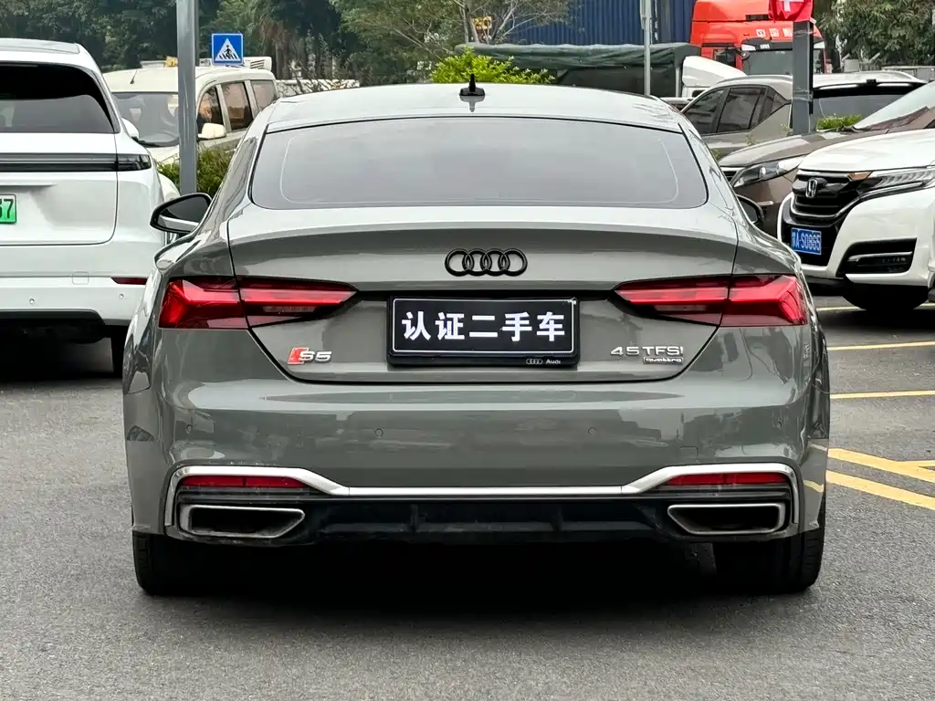 AUDI A5