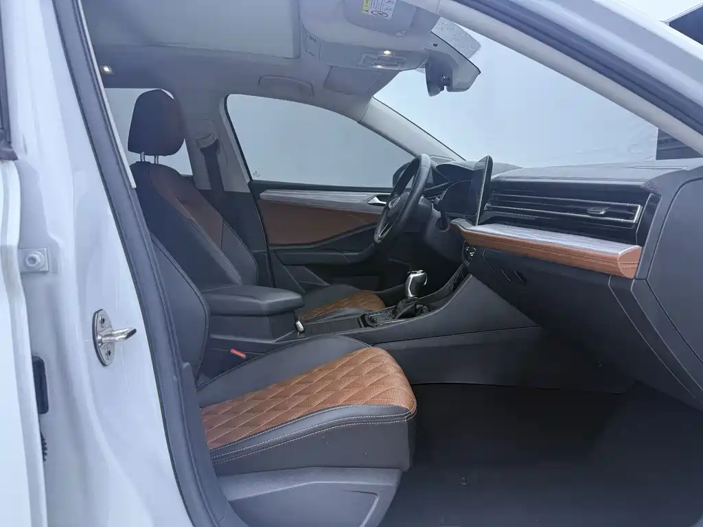 Volkswagen Sagitar — миниатюра 17